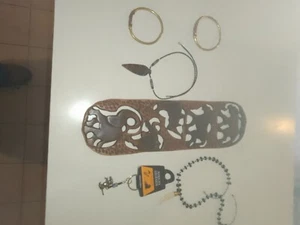 African wooden art and necklace Maasai mara - Picture 1 of 4