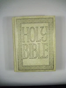 Holy Bible Old and New Testament Red Letter Edition 1971 Hardcover Catholic Publ - Picture 1 of 11