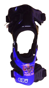 OSSUR CTI Tutore ginocchio legamento vapore, B-118500010, destro e accessori - Foto 1 di 6