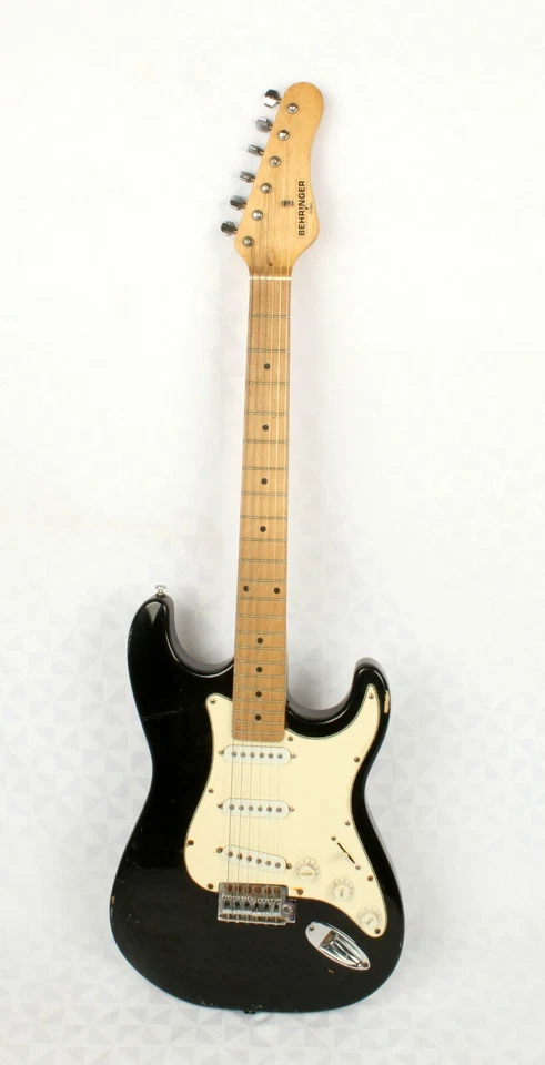 *Guitarra eléctrica Behringer Foto 1 de 4