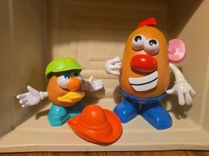 Hasbro Playskol Mr Potato Head 2010 mit Mini Spud & Teilen wie abgebildet 17 Teile TB0036 - Bild 1 von 3