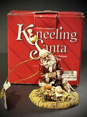 "Papá Noel arrodillado vintage 1983 con adorno del Niño Jesús 2,25"" por Roman Inc. 2,25""" Foto 1 de 4