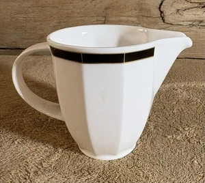 Villeroy & Boch Varia Crema Nera Alta 4" Porcellana - Foto 1 di 7