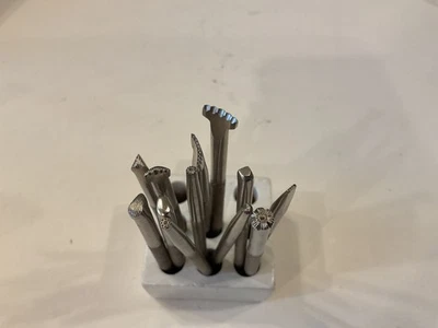 12 herramientas pequeñas raras, herramientas de estampado de cuero Foto 1 de 4