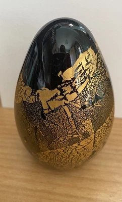 Isle If Wight Glass Azurene Black Paperweight - Image 1 of 2