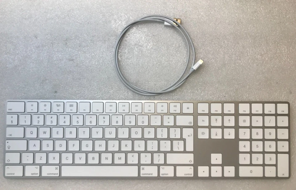 Apple Magic Keyboard 2 A1843 UK - Immagine 1 di 1