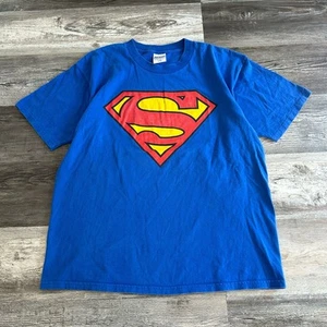 Vintage 90's Bright Blue Superman Logo Gildan Made In Canada Tshirt - Picture 1 of 6