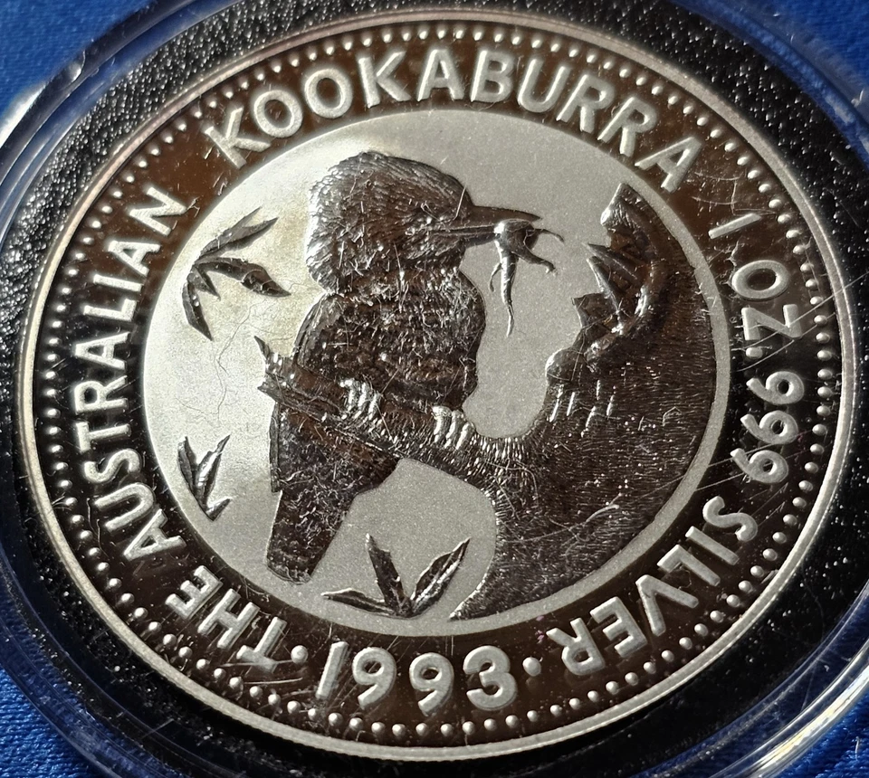 A 1993 Australia 1 oz Silver Kookaburra Coin - Image 1 of 2