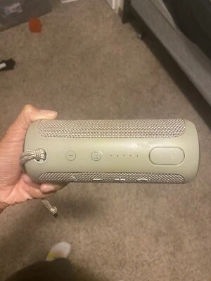 jbl蓝牙扬声器翻盖3 — 第 1/3 张图片