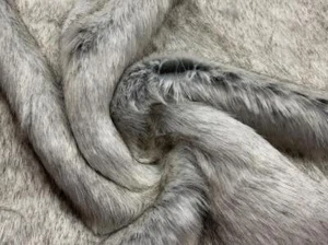 Tela Imitación Piel de Super Lujo Material Largo Tamaño Ártico Blanco Lobo - Imagen 1 de 5