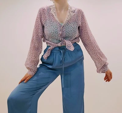 Blusa Md Años 70 De Colección Encaje Algodón Floral Lavanda 💜 Top Pradera Casa Núcleo Camisa Foto 1 de 4