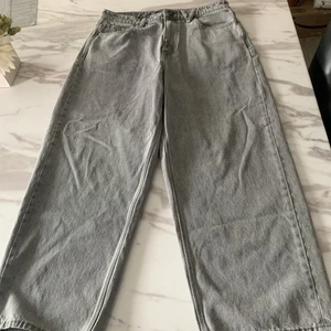 Weellow Denim Man - Picture 1 of 7