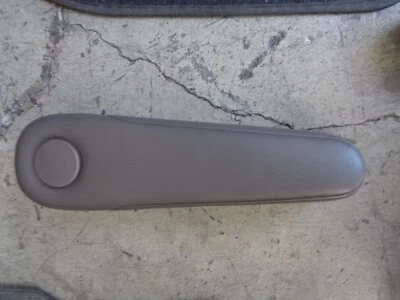 2014 2015 2016 2017 Honda Odyssey Pass Front Seat Armrest Arm Rest Truffle -C - Image 1 of 4