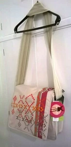 LASSIG - CREAM - ECO FRIENDLY BABY / NAPPY CHANGING BAG, NEW with TAGS messenger - Picture 1 of 6