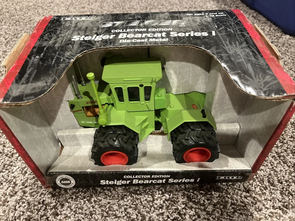 2000 ERTL 1/32 Steiger Bearcat Series I Collector Edition 2018-1HA Case tractor - Image 1 of 1