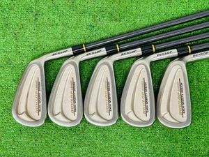Dunlop G2000Y Iron Set 3-9+PW+SW RH Pro-Flex G2000Y Regular Flex Graphite EL2390 - Picture 1 of 8