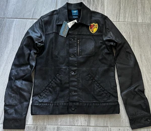 Harry Potter BoxLunch Hogwarts Crest Prefect Jeansjacke XS Schwarz Neu mit Etikett - Bild 1 von 9