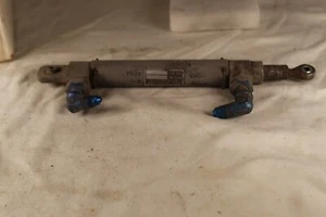 Piper Main Gear Door Actuator PN 455-933 (B30) - Picture 1 of 4