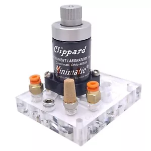 Clippard R-341 Minimatic Pneumatic Valve, 3-Way Delay Out, 250 L/min, 150PSIG - Picture 1 of 7