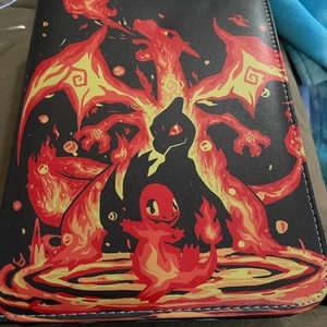 Pokemon Charizard 9 Pocket - Aufbewahrungsmappe 50 Seiten (ohne Karten) Neu - Bild 1 von 7