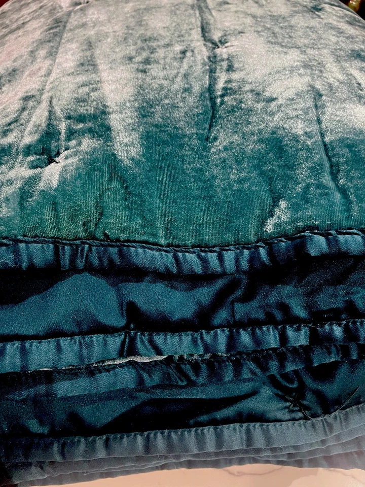Edredón acolchado Opalhouse QUEEN con puntada de terciopelo en verde azulado Jungalow Boho NLA ¡Raro! Foto 1 de 4