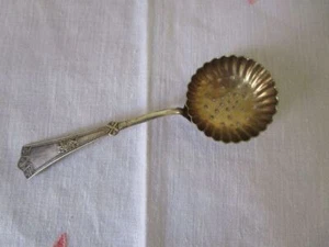 ANTIQUE SILVERPLATE SUGAR SIFTER SPOON - Picture 1 of 8