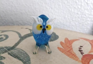Figura de pájaro búho de vidrio azul soplado a mano vintage - Imagen 1 de 8