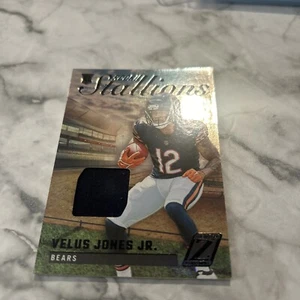 2022 Panini Zenith Velus Jones Jr. Rookie Stallions Patch Memorabilia Card Bears - Picture 1 of 2