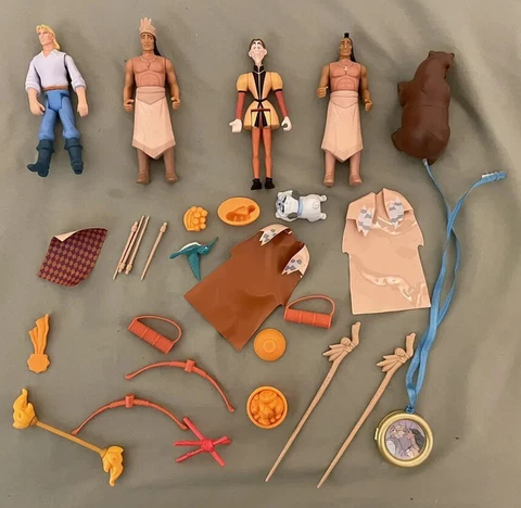 disney pocohantas action figure lot (4) With Accessories Animals Necklace Read Cover