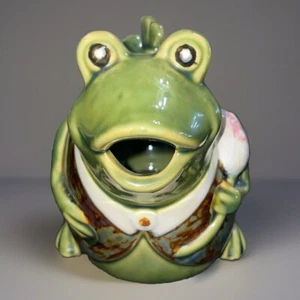 VTG✨Hand Painted Green Frog Figurative Teapot 8 " long 5.5 " high (With LID) - Picture 1 of 7