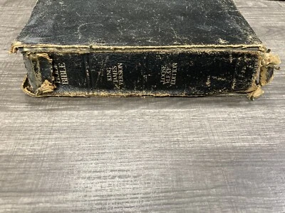 VINTAGE Holy  REFERENCE BIBLE  King James version LOOSE LEAF EDITION - Image 1 of 4