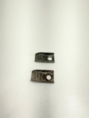 Yamaha PW 80 PW80 1995 OEM Cable de freno delantero Abrazadera de línea Guía Soporte de montaje Foto 1 de 4