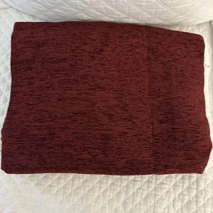 J Queen Burgundy Textured Queen Bed Skirt Queen 100% Store Display Open Box - Picture 1 of 5