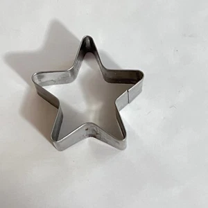 STAR Metal Cookie Cutter Mold (Christmas, Fourth Of July, Awards) - Picture 1 of 11