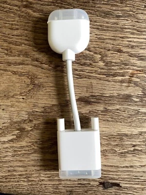 Genuine OEM Apple/MAC DVI to VGA display adapter cable Pro G5 BRAND NEW   - Image 1 of 4