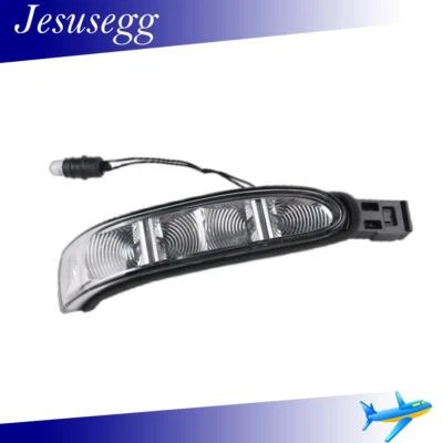 Fits For Mercedes-Benz GL550 ML550 2008-09 Right Door Mirror Turn Signal Light Foto 1 de 4