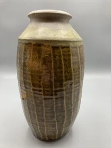 Vintage early To mid century, clay pottery vase - Picture 1 of 7