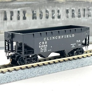 Micro-Trains 55100 Clinchfield 33ft Twin Bay Offset Side Hopper 51655 N Scale - Picture 1 of 10