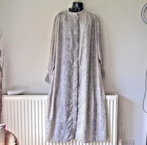 H&M Maxi Dress Size XL Bust 53" Black White Fluid Patterned Long Sleeve Summer - Picture 1 of 8
