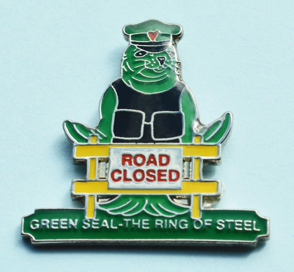 RUC Royal Ulster Constabulary OPERATION GREEN SEAL - THE RING OF STEAL Pin Badge - Image 1 of 1