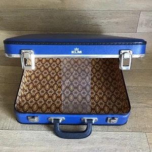 DE COLECCIÓN BOEING ROYAL DUTCH KLM AEROLÍNEA VIAJE VUELO DURO RETRO MALETA AZUL - Imagen 1 de 24