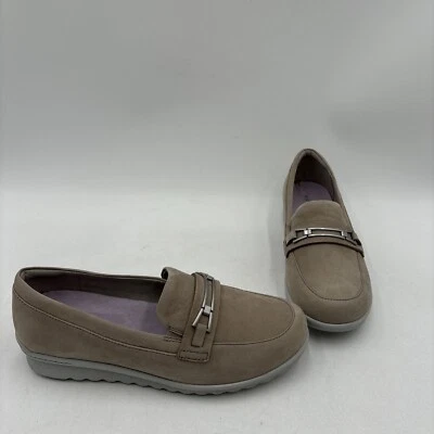 Mocasines Aravon JOSIE Dove Nubuck punta redonda sin cordones, para mujer talla 7,5D Foto 1 de 4