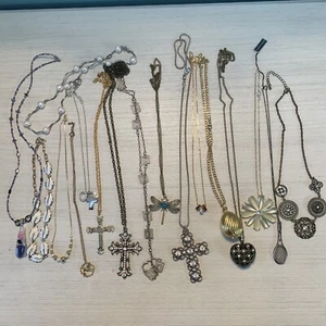 Vintage Qualität Anhänger Halskette Schmuck Konvolut 17 verschiedene teils signiert LB946 - Bild 1 von 11