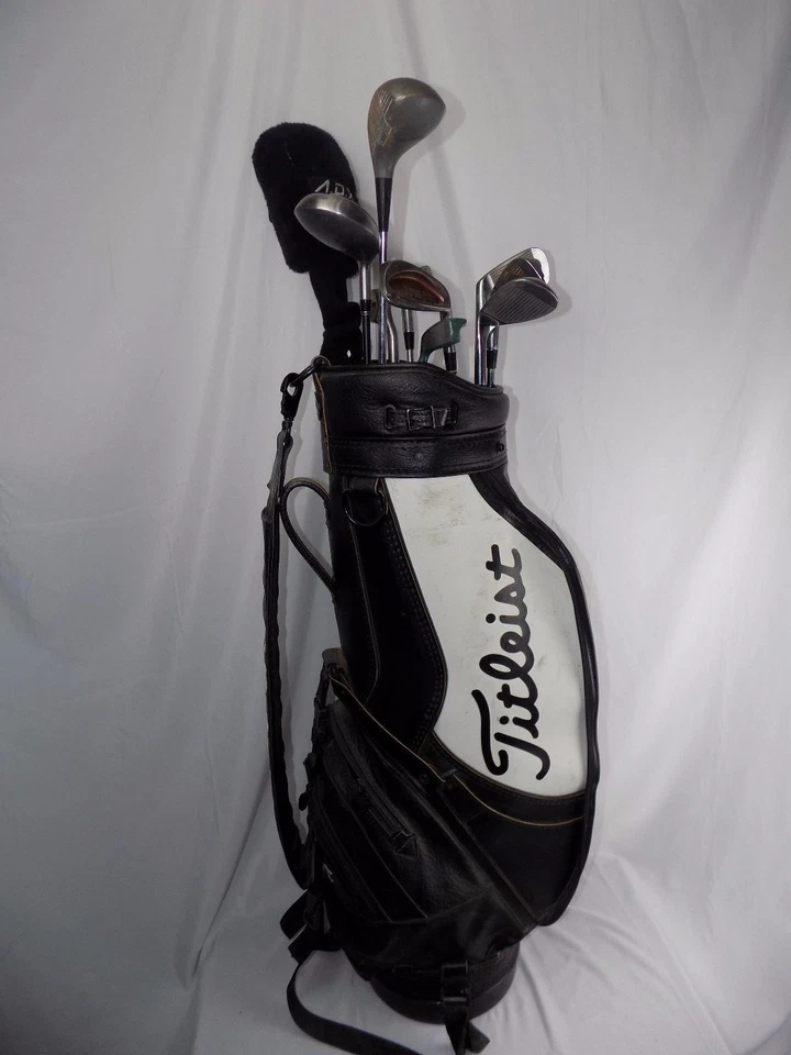 Lote de 11 bolsas de golf de cuero Titliest Ping Eye Northwestern Slazenger Perfect Club Foto 1 de 4
