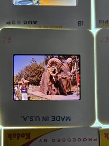 112 Vintage 1960's Vacation 35mm Slides Parade, Seattle, Eifel Tower - Picture 1 of 15