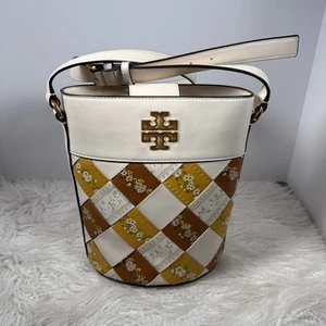 Bolso de hombro Tory Burch tejido Bucket - Imagen 1 de 23