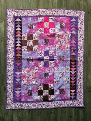 Edredón Pantera Rosa Hecho a Mano Hecho de Tela Vintage 46" X 57" Foto 1 de 4