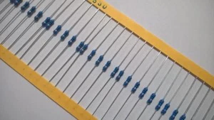 ZAQ82 Lot 100 pcs MFR-25FRF52-280R Metal Film Resistor 280 Ohm 1/4W 1% Axial - Foto 1 di 2