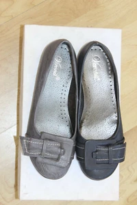 European Womens Flats in Gray and Charcoal Leather - Wide Comfort Shoes - Picture 1 of 10