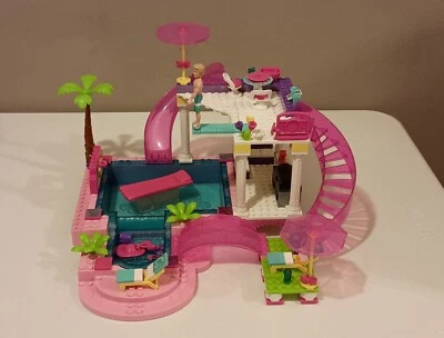 Mega Bloks 80228 Barbie Build ‘N Style Pool Party (2013) - Image 1 of 4